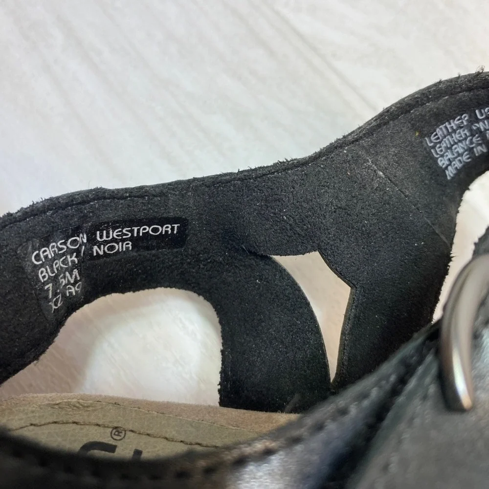 Earth Womens 7.5 Carson Westport Wedge Sandals Black Leather Laser Cut Comfort